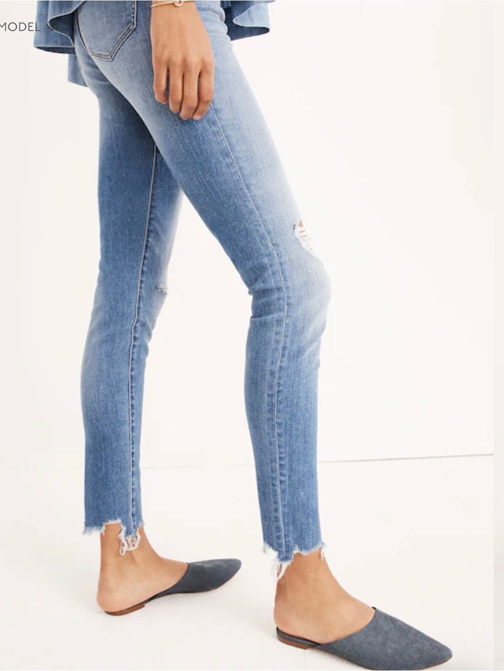 Madewell Style J6523 9” Mid-rise Skinny Jeans in Frankie Wash Torn-Knee Edition - Picture 3 of 11